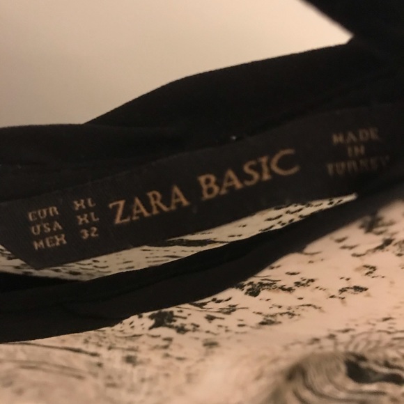 Zara silk like animal print blouse - Picture 2 of 2